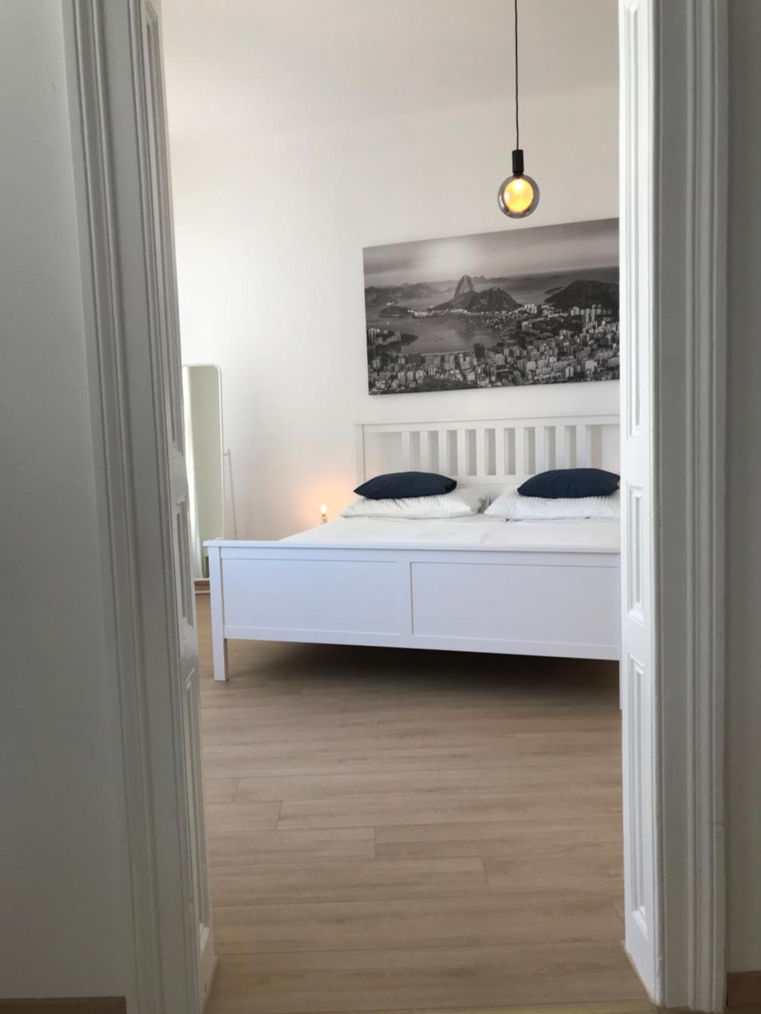 New • City-Park Apartment In The Vienna Center. Exterior photo